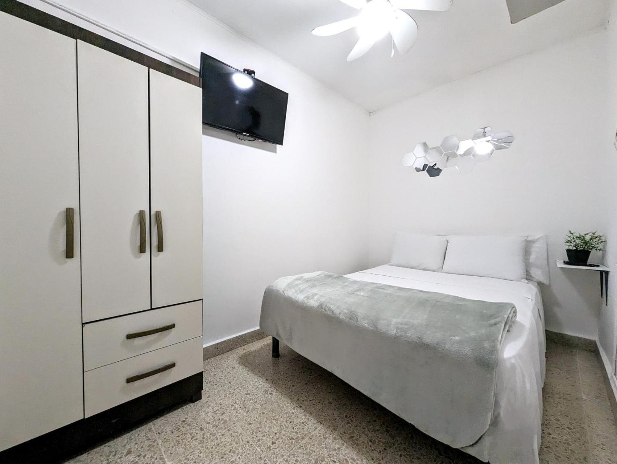 Hostal Yoha Panama City Værelse billede
