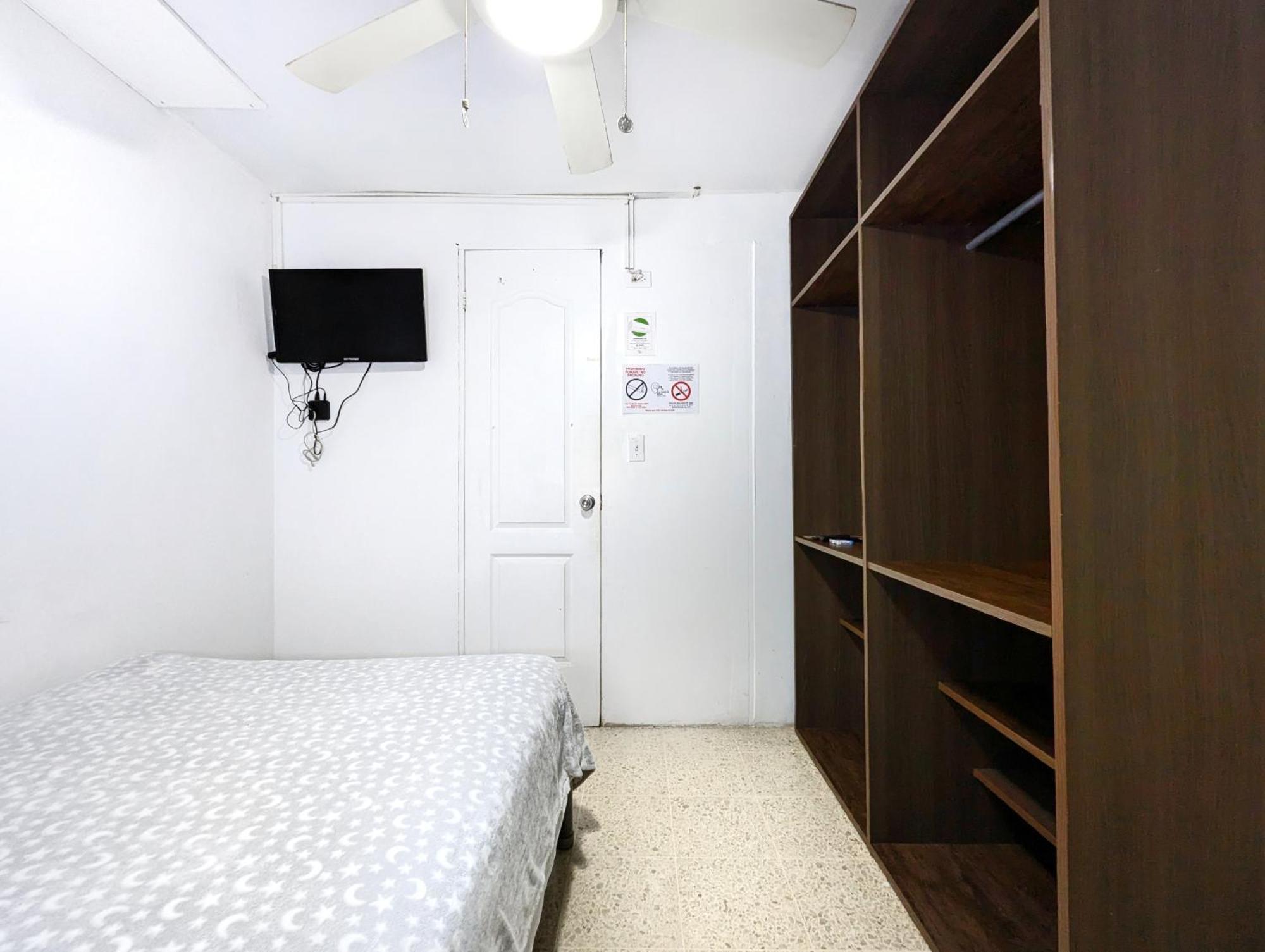 Hostal Yoha Panama City Værelse billede